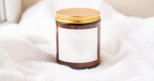 Pote com etiqueta em branco