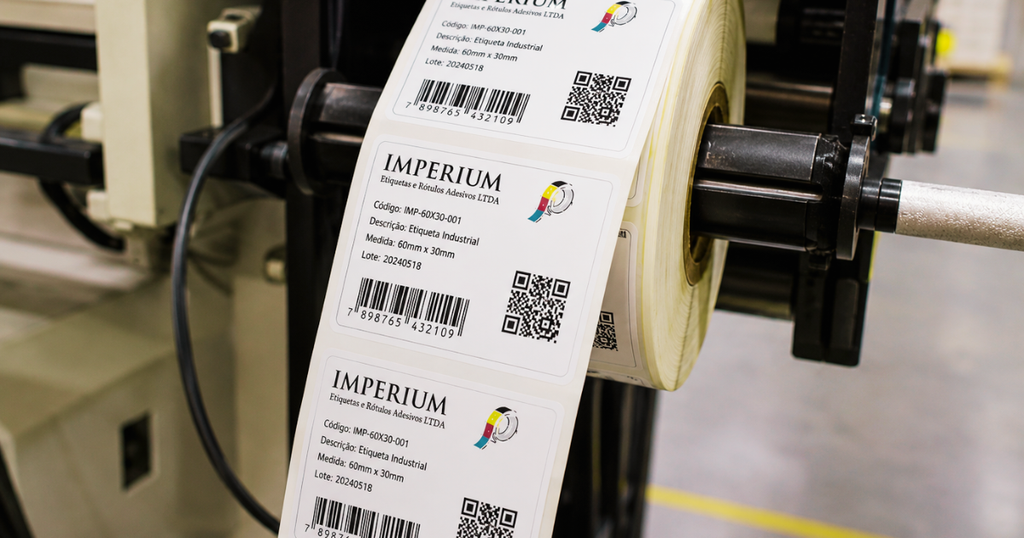rolo de rótulo de produto industrial personalizado em máquina de impressão